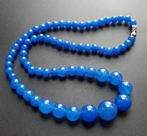 Collier en résine à la mode avec des bijoux de mode en pierre naturelle pour les créateurs de tendances élégants - Product Image 4