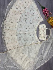 Belle tendance broderie lourde arc-en-ciel paillettes travail tenue de soirée Lehenga Choli avec soie Choli impression dessinée à la main - Product Image 4