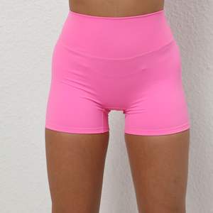 Vente en gros de shorts de fitness pour femmes taille haute sans couture pour le levage des hanches shorts de yoga à séchage rapide de style athlétique pour femmes - Product Image 2
