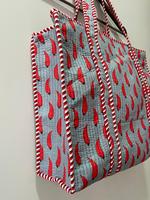 Bolso Tote Grande de Algodón Acolchado Gris con Patrón Sólido, Hecho a Mano, para Viaje y Uso Diario, con Cierre de Cremallera, Cadenas Modernas, para Todas las Estaciones