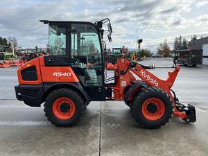 2022 Kubota R540 nouvelle condition chargeuse sur pneus Eaton cylindre hydraulique 9 tonnes capacité de charge Euro5 émission Eaton pompe boîte de vitesses 1 - Product Image 4