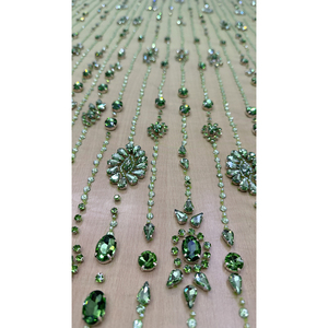 ผ้าหรูหรา Emerald Bloom ประดับคริสตัล 100% โพลีเอสเตอร์ ทอแบบลายดอกไม้ สินค้าพร้อมส่ง - Product Image 3