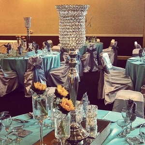 Portavelas de huracán plateado de cristal acrílico brillante de lujo para el hogar y la boda centros de mesa decorados - Product Image 5