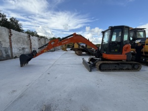 รถขุดขนาดเล็ก Kubota KX163-5 มือสองจากญี่ปุ่น สำหรับงานในพื้นที่แคบ - Product Image 2