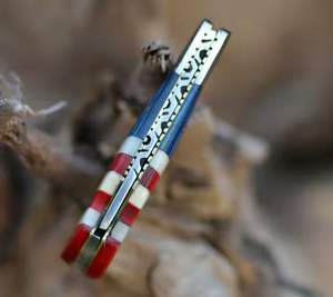 มีดพกพายอดนิยมขายส่งจากโรงงาน ผลิตจากเหล็กดามัสกัส สำหรับตั้งแคมป์ มีดพับ ด้ามจับลายธงชาติอเมริกัน จำหน่ายจำนวนมาก - Product Image 3