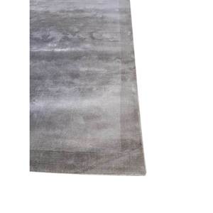 พรมทอมือสีเทาและสีดำ วัสดุวิสโคส สำหรับตกแต่งบ้าน ห้องรับประทานอาหาร ห้องนั่งเล่น หรือกลางแจ้ง รุ่น Car-HPV-7019 - Product Image 4