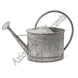 Arrosoir en laiton moderne rustique Axiom Home Accents 'Artisan Crafted Metal pour plantes d'intérieur et suspendues - Product Image 3