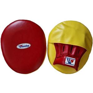 Almohadillas de Enfoque Personalizadas de Alta Calidad en Cuero/PVC para Entrenamiento de Boxeo y Karate, Personalizables en PVC/Cuero Genuino, Predawn Sports - Product Image 1