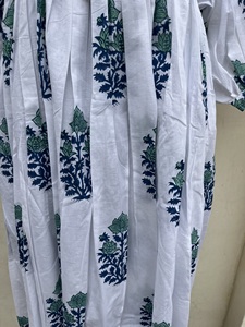 เดรสแม็กซี่พิมพ์ลายบล็อกสไตล์ลำลอง ผ้าฝ้าย 100% ชุดทูนิคสไตล์อินเดียสำหรับผู้หญิง ชุดฤดูร้อนประดับพู่ ทำด้วยมือ - Product Image 4