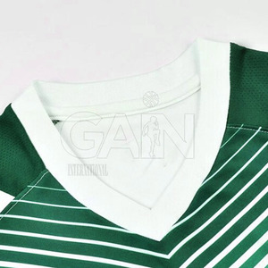 Maillot de football et tenue de sport personnalisés 2025, respirants et légers, à manches courtes, uniforme de football original par sublimation pour club et équipe - Product Image 2