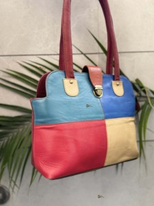 Sac fourre-tout de grande capacité Nouveau Designer Sacs à main de luxe pour femmes respectueux de l'environnement Bonbons à bandoulière en cuir recyclé multicolore occidental - Product Image 2