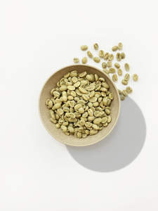 Grains de café vert arabica biologique du Vietnam 100% naturel Grade AA+ Marque TNFOOD Certifié ISO 22000 Fournisseur d'usine 1000 kg - Product Image 3