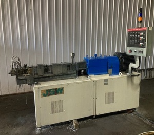 Extrusora J-S-W T E X 28V de 2005 en Funcionamiento, Lista para Enviar - Product Image 1