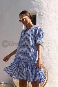 Elaborado a partir de algodón bordado, estampado a mano, cintura caída escalonada, fruncido decorativo alrededor de la falda, medias mangas - Product Image 3