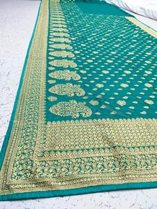 ชุดเดรสแต่งงานผ้าส่าหรีแบบดั้งเดิมสำหรับผู้หญิง,ชุดเดรสผ้าส่าหรีแบบดั้งเดิมชุด Shari ชุดแฮนด์ปักลายสำหรับเจ้าสาว Saree ผู้ผลิตและส่งออกอินเดีย - Product Image 2