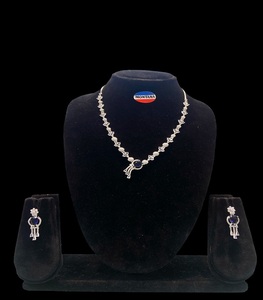 Ensemble de colliers américains Diamond AD PLAQUÉ RHODIUM Colliers de mode - Product Image 1