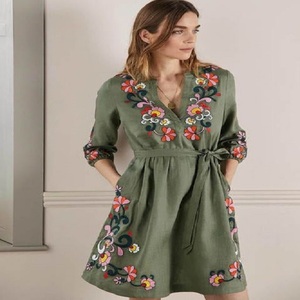 Mini robe d'été pour femmes, style bohème, col en V, imprimé Floral, décontracté, top, chemise, chemisier, taille libre, vente en gros - Product Image 3