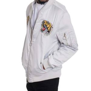 Blouson universitaire en satin pour hommes blouson aviateur en satin pour l'extérieur avec col d'hiver personnalisé pour hommes coupe-vent en satin de soie confortable - Product Image 3