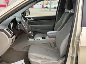 JEEP GRAND CHEROKEE LAREDO 2012 USADO, Volante a la Izquierda/Derecha - Product Image 3