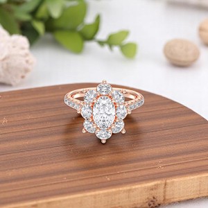 3.14ct F/VS1 Anillo de compromiso de diamante de moissanita Ovalada para mujer Oro sólido y plata 925 Elegante y lujoso - Product Image 1
