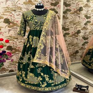 Vestido Anarkali DE TRABAJO bordado de Georgette de imitación de diseñador más reciente de FabZone - Product Image 1