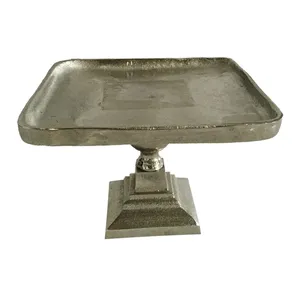 Premium Quality Metal <b>Cake</b> <b>Stand</b> 4Wheeler Metal <b>Cake</b> <b>Stand</b> for Home Wedding Occasion Elegant <b>Cake</b> <b>Stand</b> in Wholesale Price - Product Image 3