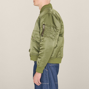 Venta al por mayor de cortavientos de invierno personalizado al por mayor de los hombres de talla grande chaquetas de hombre de satén de nylon liso chaquetas de bombardero de los hombres - Product Image 4