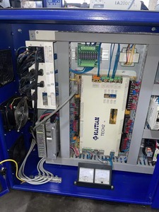 Machine d'injection plastique d'occasion de 250 tonnes d'origine haïtienne – Qualité industrielle, fonctionnement de précision - Product Image 3