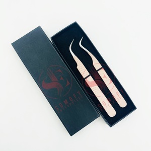 Pinzas de pestañas de acero inoxidable con agarre de diamante de etiqueta privada, pinzas de pestañas de volumen de aislamiento de punta de fibra de tijera mate desnuda - Product Image 4