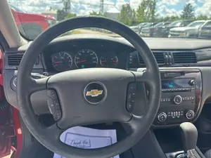 Chevrolet Silverado Limited LT Sedán 2015 Usado, Volante a la Izquierda, Asientos de Cuero, Llantas R19, Luces LED - Product Image 3