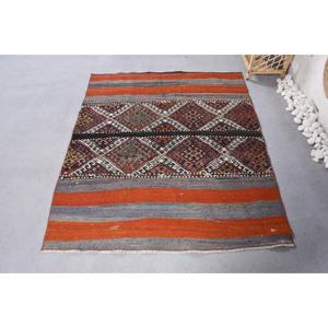 Tapis turc vintage 3,9 x 4,5 pieds, tapis d'appoint, tapis persan Kilim rouge - Product Image 1