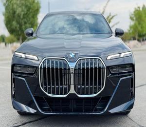 USED 2025 B-M-W 760I XDRIVE SUV DIESEL AUTOMATIC CAR with <b>PANORAMIC</b> SUNROOF and 360 REAR <b>CAMERA</b> READY to BE SHIPPED - Product Image 1