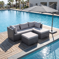 Ensemble de meubles de patio d'extérieur de luxe en rotin et osier avec canapé modulaire de conversation en L dans le jardin