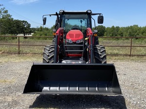 Massey Ferguson 2024 6713 Mini Tractor 40-100HP 4WD y 2WD Opciones con componentes centrales Bomba Engranaje Motor Caja de cambios Cojinete - Product Image 4