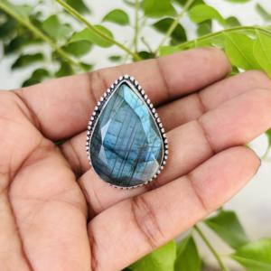 Vente en gros d'anneaux en argent 925 plaqué, tendance, avec pierres précieuses en cristal, labradorite bleue, bijoux de mariage et de fiançailles pour les fêtes - Product Image 2