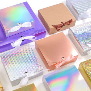 Caja de regalo de embalaje rojo de cuero de vaca blanco y negro de cartón, tamaño personalizable y logotipo impreso, embalaje de cartón dorado y plateado láser - Product Image 6