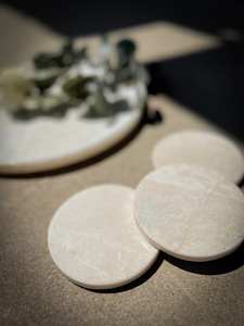 Sous-verre en marbre beige de haute qualité, sous-verre en pierre unique pour la maison - Product Image 3