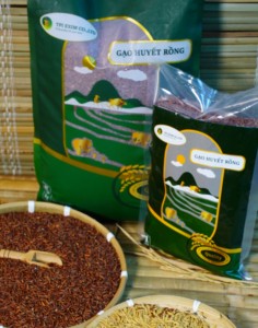 ความสุขของข้าวแดง Nutriich-คุณภาพระดับพรีเมี่ยมอัดแน่นด้วยสารอาหารเมล็ดยาวปานกลางเหมาะสำหรับการส่งออกและนำเข้าข้าวเวียดนาม - Product Image 6