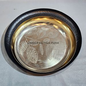 Luxueux plat d'autel doré antique 3 pièces avec un design inspiré de l'arbre sur des plaques en acier inoxydable durables pour une utilisation rituelle - Product Image 2