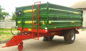 Remolque Agrícola Hidráulico de Volteo con Estructura Roja para Tractor, Ecológico y Limpio - Product Image 3