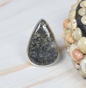 Bague en argent sterling 925 avec pierre précieuse naturelle de marcassite taille poire, pierre de naissance de juin, style Art Palace, bijou vintage et audacieux pour les fêtes - Product Image 1
