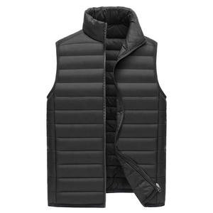Gilet matelassé isolé, tissu doux, coupe chaude, conçu pour les voyages en plein air, usage quotidien, look décontracté et style urbain - Product Image 1