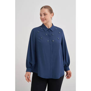 Blusa Clásica con Adornos para Mujer, Ideal para Oficina y Fiestas, Mezcla de Popelina y Seda - Product Image 1