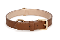Collier pour animal de compagnie en cuir marron de qualité supérieure de Divine International avec boucle en or et anneau en D fabriqué à la main, réglable et durable