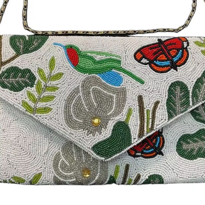 Nouveauté : Pochette de créateur pour femme, multi-couleurs, en perles et perles de rocaille, sac à main brodé à la main - Product Image 1