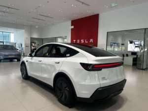 Voiture à propulsion arrière 2026, première édition, véhicule à énergie nouvelle Juniper, véhicules de luxe, sans accident et prête à l'emploi - Product Image 5