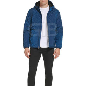 Fabrication en usine Nouvelle arrivée Veste matelassée pour hommes avec col à capuche personnalisé Manches longues Options de gros - Product Image 1