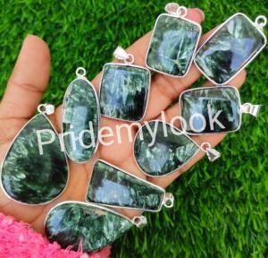 Haute qualité bohème séraphinite pierres précieuses pendentifs collier à la mode cristal naturel lunette réglage mélange formes argent plaqué laiton - Product Image 5