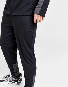 Conjunto de chándal deportivo de invierno para hombre Diseño personalizado con logotipo Tamaño adulto Cuello con capucha Patrón sólido Último estilo de cremallera - Product Image 5