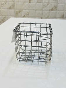Venta caliente Mini cesta de alambre en alambre de aluminio para almacenar y usar como decoración del hogar en el restaurante del hotel en casa - Product Image 6